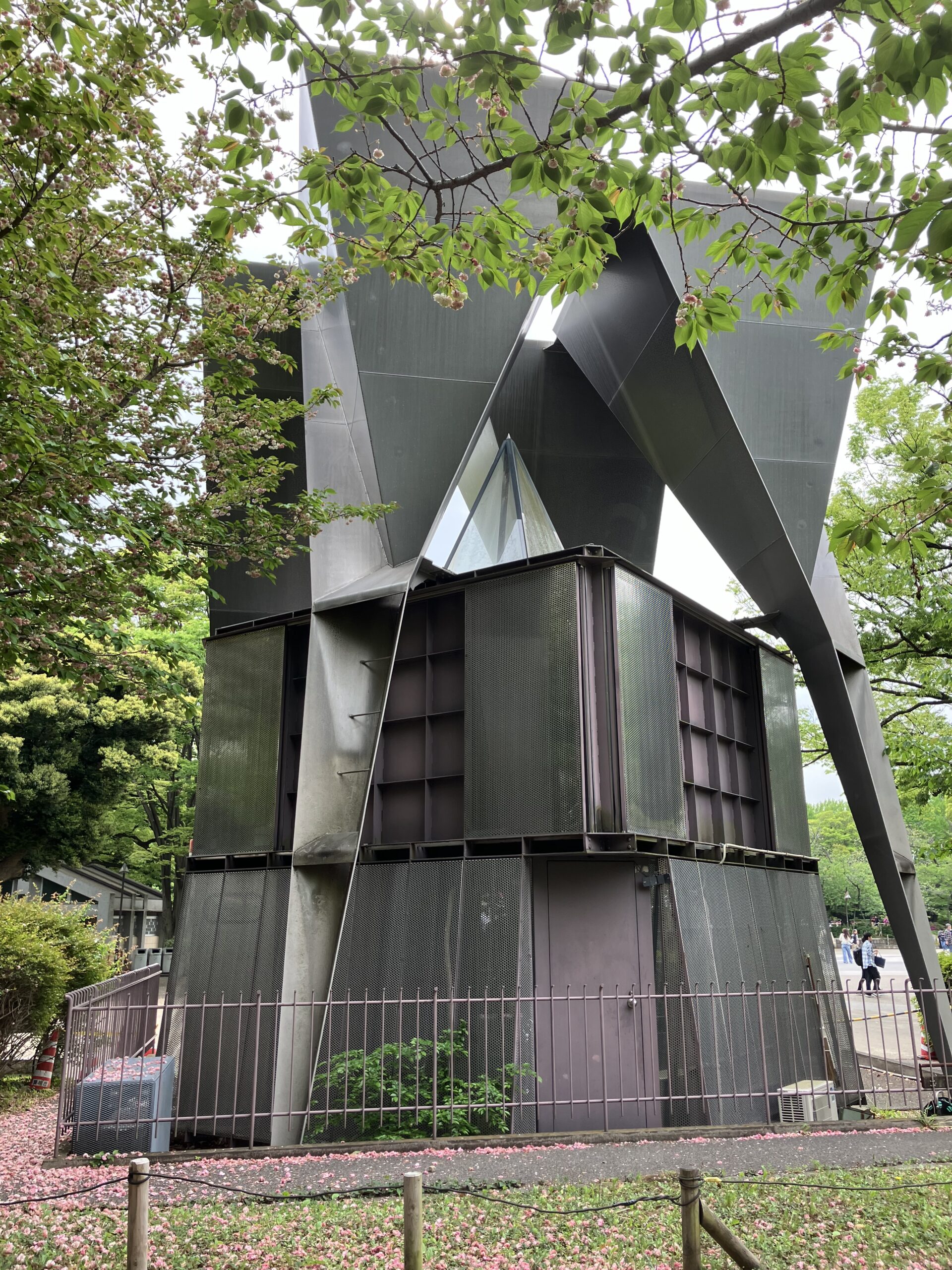 この建物は？